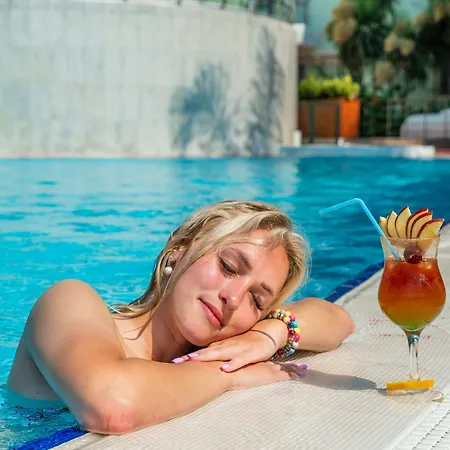 Grand Belish Hotel Guzelcamlı