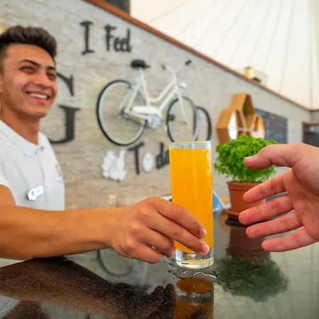 Grand Belish Ξενοδοχείο 5*