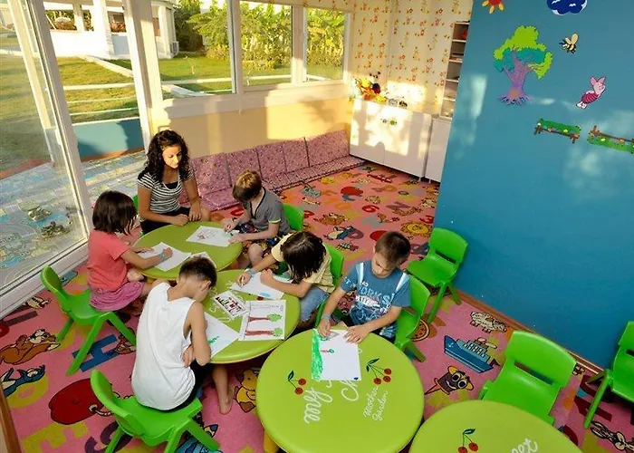 Grand Belish Отель